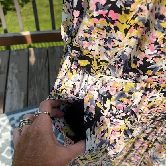 London Times Spring Floral Cropped Halter Jumpsuit Size 12 - Picture 12 of 15